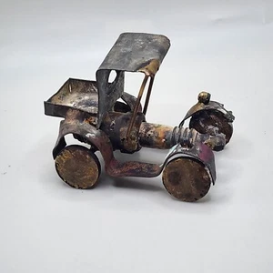 Spark Plug  Car Sculpture - Picture 1 of 19