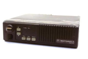 Transceptor de radio bidireccional vintage MOTOROLA D34MJA77A3CK MaxTrac - para piezas - Imagen 1 de 6