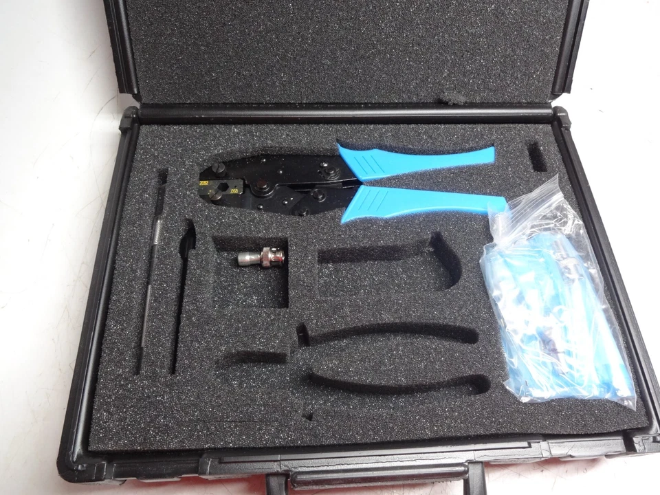 Набор коаксиальных инструментов Allen Bradley 9904-ctk ControlNet - Изображение 1 из 4