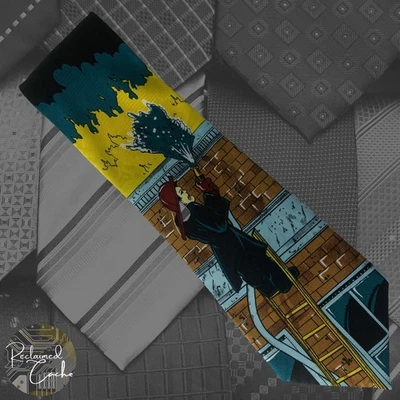 Corbata corta de novedad con estampado de bombero bombero Designs by A Rogers para hombre Foto 1 de 4