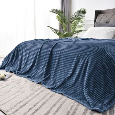BEDELITE Fleece Blanket King Size – 3D Ribbed Jacquard Soft and Warm Decorati... - Image 1 of 4