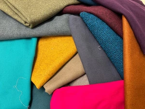 WOOL fabric REMNANTS 500 grams/ 1 kg mixed craft various colour and textures - Picture 1 of 4