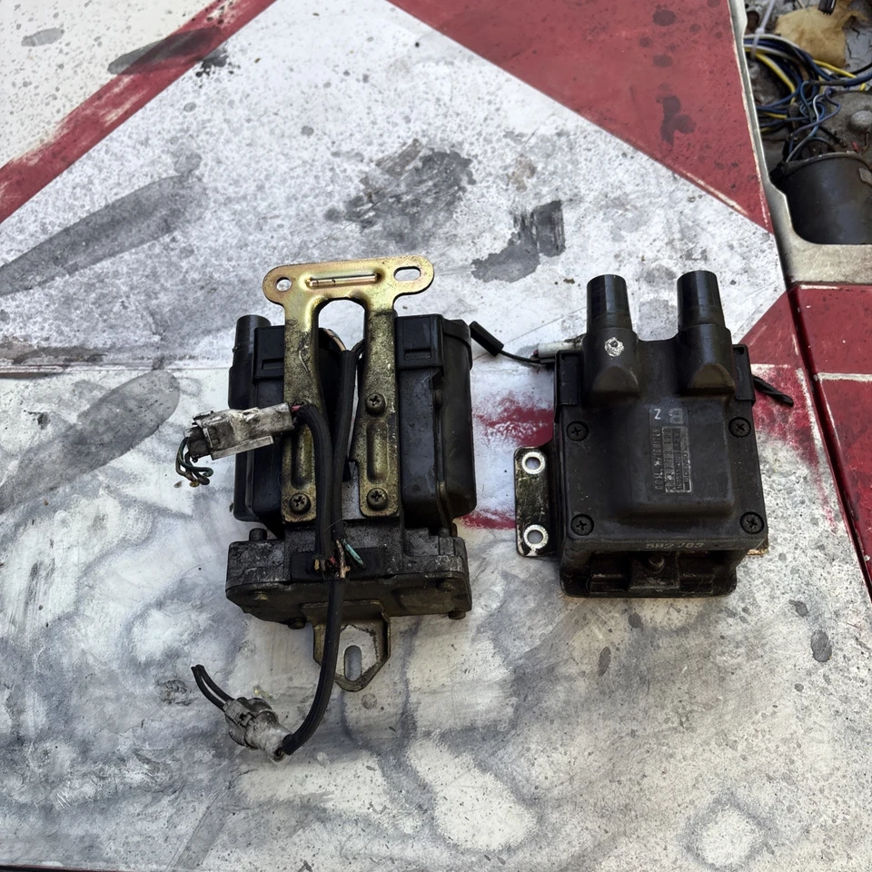 Bobinas de encendido de plomo y arrastre Mazda Rx7 FC 1986-1991 Foto 1 de 4