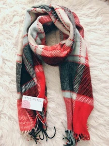 TICKLED PINK SCARF BEAUTIFUL COLORS. SO SOFT. NWT!! - Picture 1 of 1