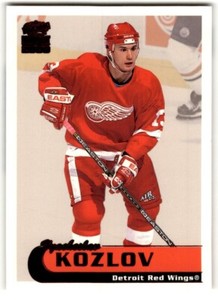1999-00 Pacific Paramount Copper Vyacheslav Kozlov #81 Detroit Red Wings