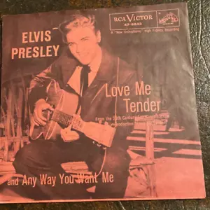 Elvis Love Me Tender & Any Way You Want Me w/Rare Dark Pink Paper Sleeve 47-6643 - Foto 1 di 4