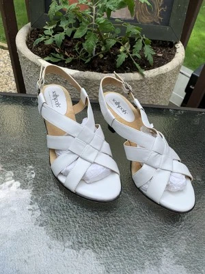 New Softspots Womens Slingback Sandals White Leather Buckle Mid Heel 7 - Image 1 of 4