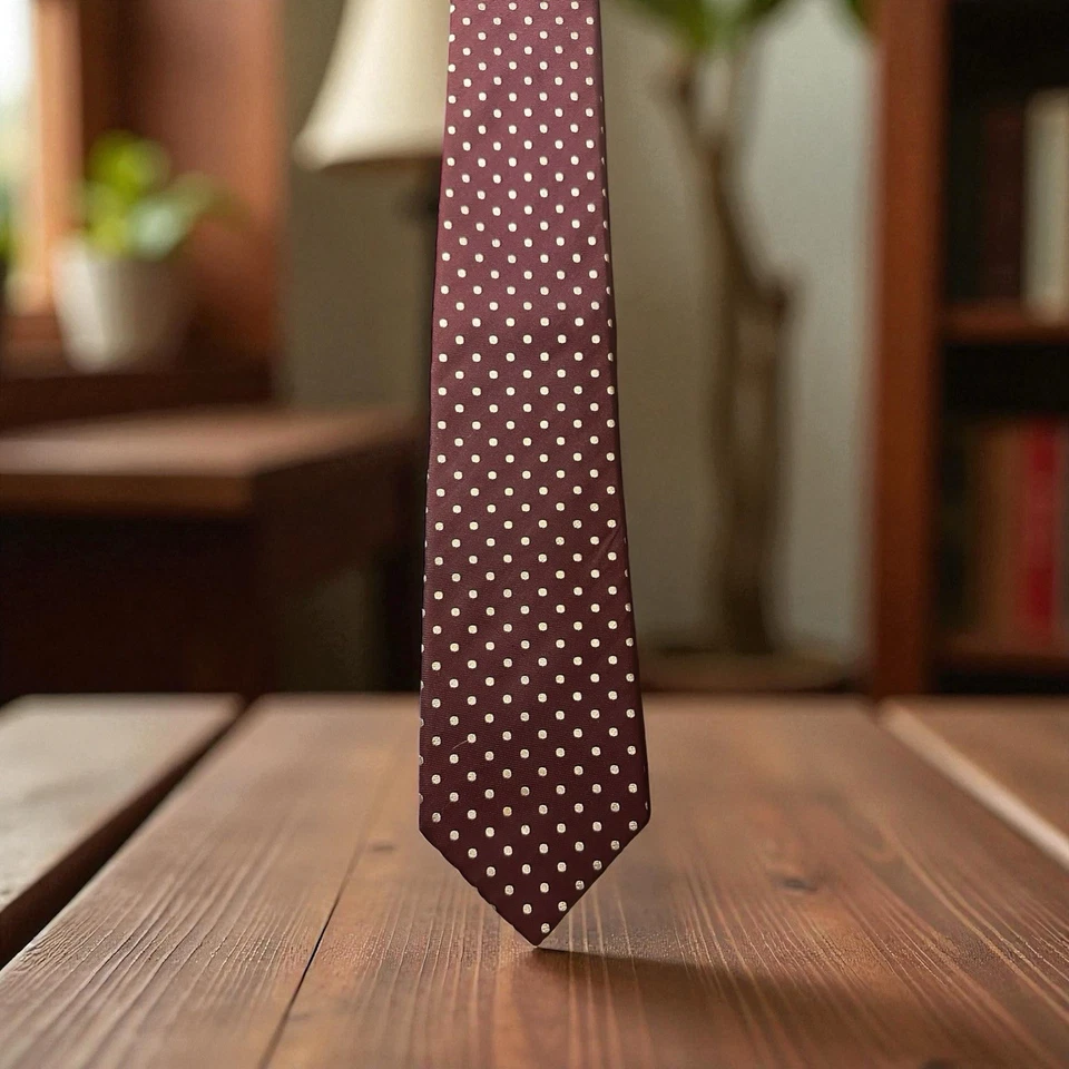 Corbata Alexander Julian Seda Borgoña Lunares Patrón Clásico 56x31/4 Ropa de Hombre Foto 1 de 4