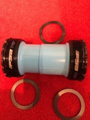 Bottom Bracket Road T47 Internal 86.5 30mm Axle BB386 EVO  FSA Bicycle - Image 1 of 2