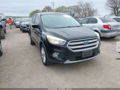 FORD ESCAPE 2017 WINDSHIELD WIPER MOTOR 1715422 - Image 1 of 4