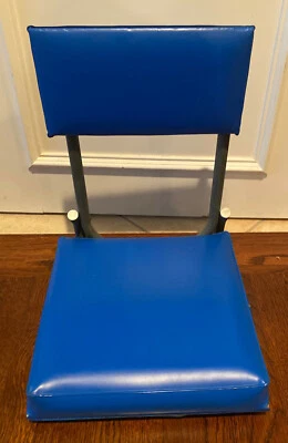 Silla de asiento plegable de vinilo acolchado de metal raro de colección/antigua Foto 1 de 4