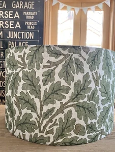 SALE LAMPSHADE WILLIAM MORRIS OAK LEAVES GREEN WHITE 30CM DRUM FOR A LAMP X2 - Picture 1 of 8