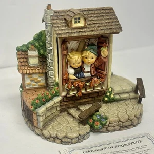 RARO DE COLECCIÓN 90’s Goebel Hummel Vacation Time Hummelscape 1002-D Estatua Grande con Certificado de Autenticidad - Imagen 1 de 10