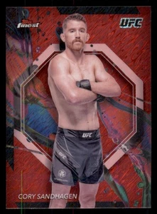 Refractores Cory Sandhagen 2024 Topps Finest UFC #21 rojo brillante - Imagen 1 de 2
