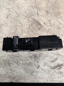03-06 Tahoe Yukon Silverado Window Control Switch Front RH Right OEM 10398574 - Picture 1 of 7