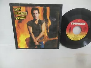 BRUCE SPRINGSTEEN nr mint 45 rpm I'M ON FIRE b/w JOHNNY BYE BYE - Picture 1 of 4