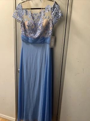 JS Collections Embroidered Illusion Short Sleeve Gown size 8 - Image 1 of 4