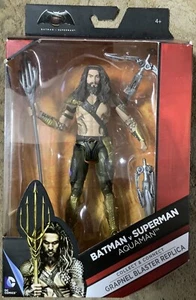 DC Comics Multiverse Batman v Superman 6" Aquaman Grapnel Blaster Sealed NIB - Picture 1 of 2