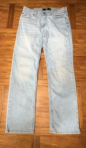 Hollister Jeans Mens 31x32 Light Wash Blue Straight Epic Flex Stretch Denim - Picture 1 of 6