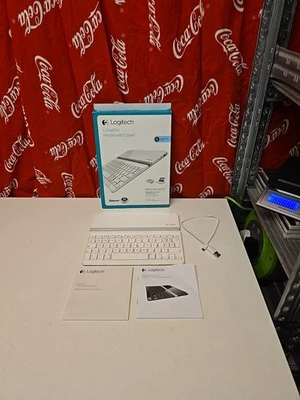 Logitech Ultrathin Cover  Bluetooth Keyboard for iPad 2 3rd& 4th Generation  - Image 1 of 4