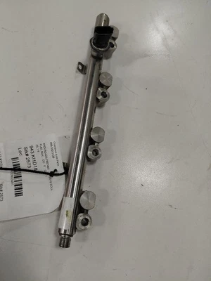 Крепление форсунки впрыска топливной рейки Kia Soul 1,5 2017 2018 2019 годов выпуска - Изображение 1 из 4