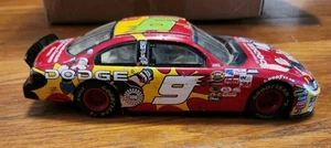 2004 Action Kasey Kahne Dodge Intrepid #9 "Popeye" 1/24 Diecast Nascar Replica - Picture 1 of 5