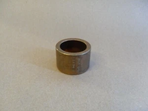 B-1824-8 BOSTON BRONZE 1-1/8X1-1/2X1 OIL IMPREGNATED BRONZE BUSHING - Picture 1 of 2