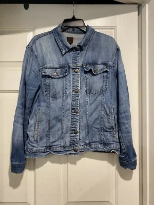 Joe’s Jeans Denim Jacket Women’s Medium Distressed Flaw Blue B42 - Image 1 of 4