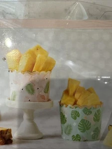 Flamingo & Palm leaf themed cupcake baking cups 50 count Brand New - Picture 1 of 9