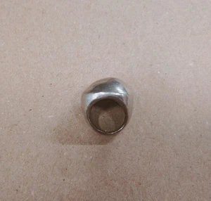 Anillo Grueso Cúpula Sello Pesado 37g Tono Plateado Unisex De Colección - Imagen 1 de 7