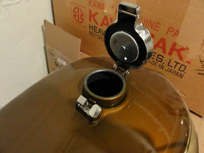 NUEVO HONDA CB350F CB350G CUATRO SUPER SPORT TANQUE DE GASOLINA CIERRE 1972 1973 1974 F G Foto 1 de 4