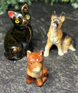 Vintage Porzellan Tierfiguren 2 Hunde 1 schwarze Katze Deutscher Schäferhund - Bild 1 von 10