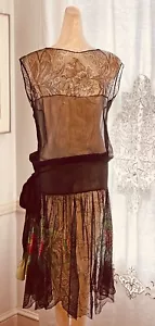 Vintage tailliertes Kleid aus Seide Spitze und Krepp Tropfen mit handbemalten Blumen ZZ060 - Bild 1 von 7