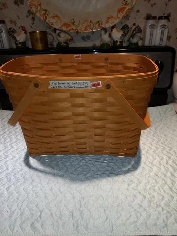 LONGABERGER 1998 LARGE MAGAZINE BASKET WITH SWING HANDLES AS IS SEE PHOTOS Cover
