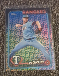 2024 Topps Series 1 Jacob deGrom #171 Easter Holiday Foil Rangers - Picture 1 of 2