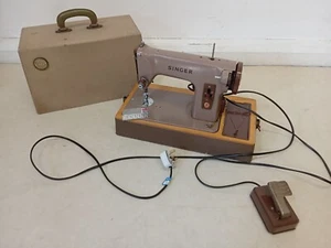 SINGER 275K Sewing Machine Semi Industrial Leather Upholstery Working With Case - Picture 1 of 15