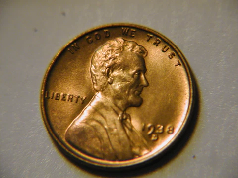1938 -D  uncirculated RED  Lincoln  wheat cent bu Cover