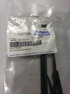 Limpiaparabrisas Mopar NOS 4897768 1997-2002 Plymouth Prowler lado del pasajero Foto 1 de 3