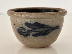 Rowe Pottery Works Miniature Stoneware Salt Glaze Floral Mixing Bowl 1988 - Picture 1 of 3
