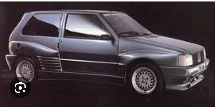 Vendo Modellino Fiat UNO  Tuning Scala 1:24 Scala 1: 24 Rosso - Immagine 1 di 1