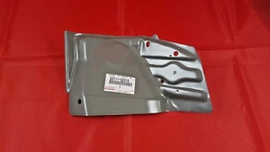 Toyota 53711-52010 Apron, Front Fender Panel RH - Bild 1 von 2