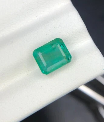 2.15 Ct Natural Untreated Zambian Emerald gem's Emerald Cut Bluish green Color - Image 1 of 4