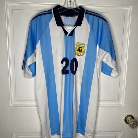Retro Argentina Football Shirt #20 Gabriel Batistuta Size Large - Unbranded Cover