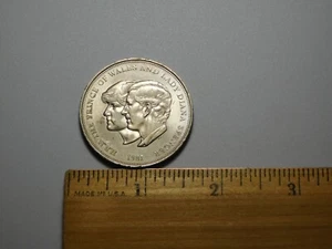 TOKEN COIN MEDAL 1981 HRH PRINCE WHALES LADY DIANA SPENCER COMMEMORATIVE - Picture 1 of 4