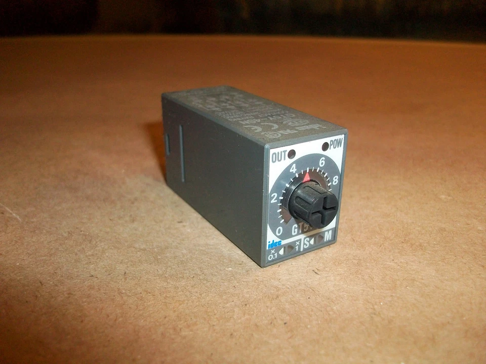 Реле синхронизации IDEC GT5Y-4SN 0-10 секунд/минут - Изображение 1 из 1