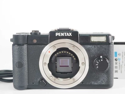 Pentax Q 12.4MP Digital Camera Black Body Only 3917 Shots READ!! [Exc] #Z4714A - Image 1 of 4