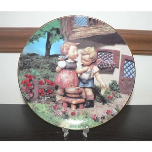 Danbury Mint Hummel Plate Squeaky Clean. Little Companions Collection #LW2256 - Picture 1 of 3