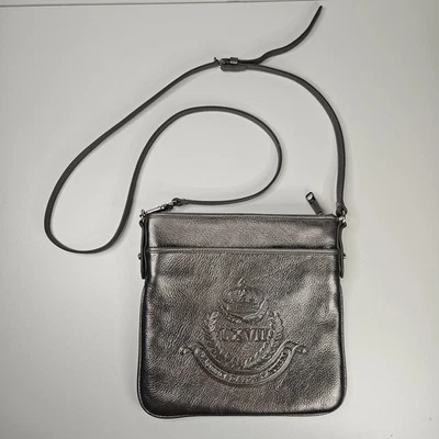 Bandolera de Colección Ralph Lauren Logotipo Repujado Cuero Correa Ajustable Plateada Pequeña Foto 1 de 4