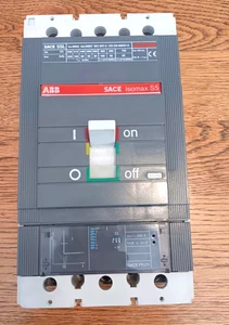 ABB SACE Isomax S5, Sace S5L,  400 Amp Molded Case Circuit Breaker, 3 Pole ,600V - Picture 1 of 5