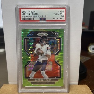 2021 Panini Neon Green Pulsar Prizm #334 Justin Fields RC Rookie PSA 10 GEM MINT
